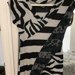 Daytrip shirt Small from buckle black lace